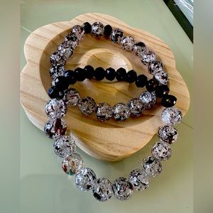 Clear/Black beaded bracelet